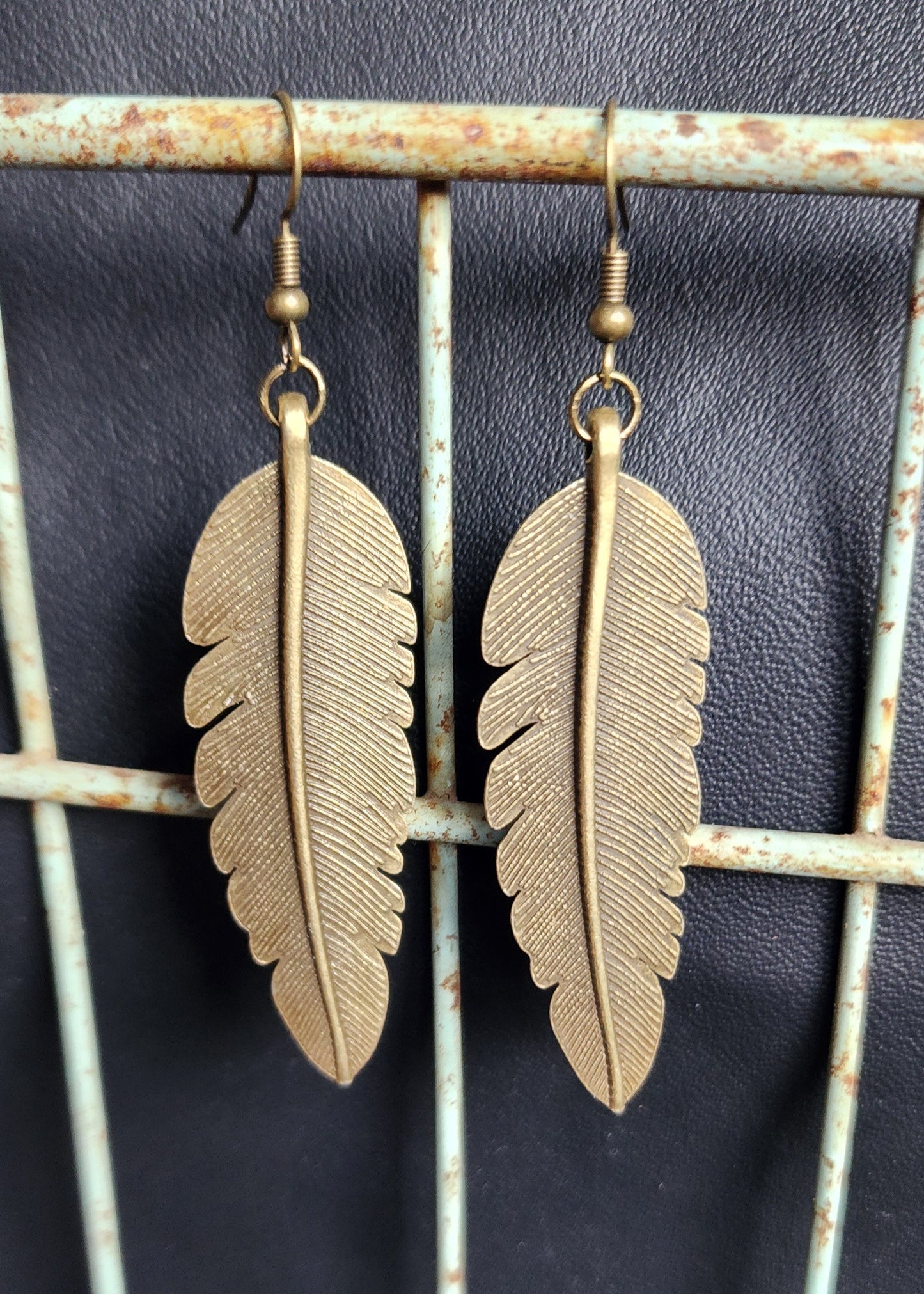 Beaded line