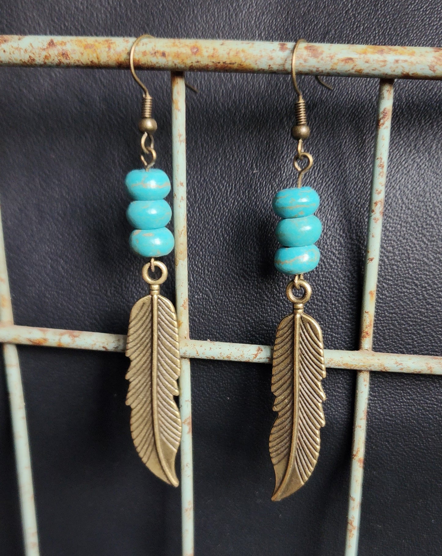 Beaded line