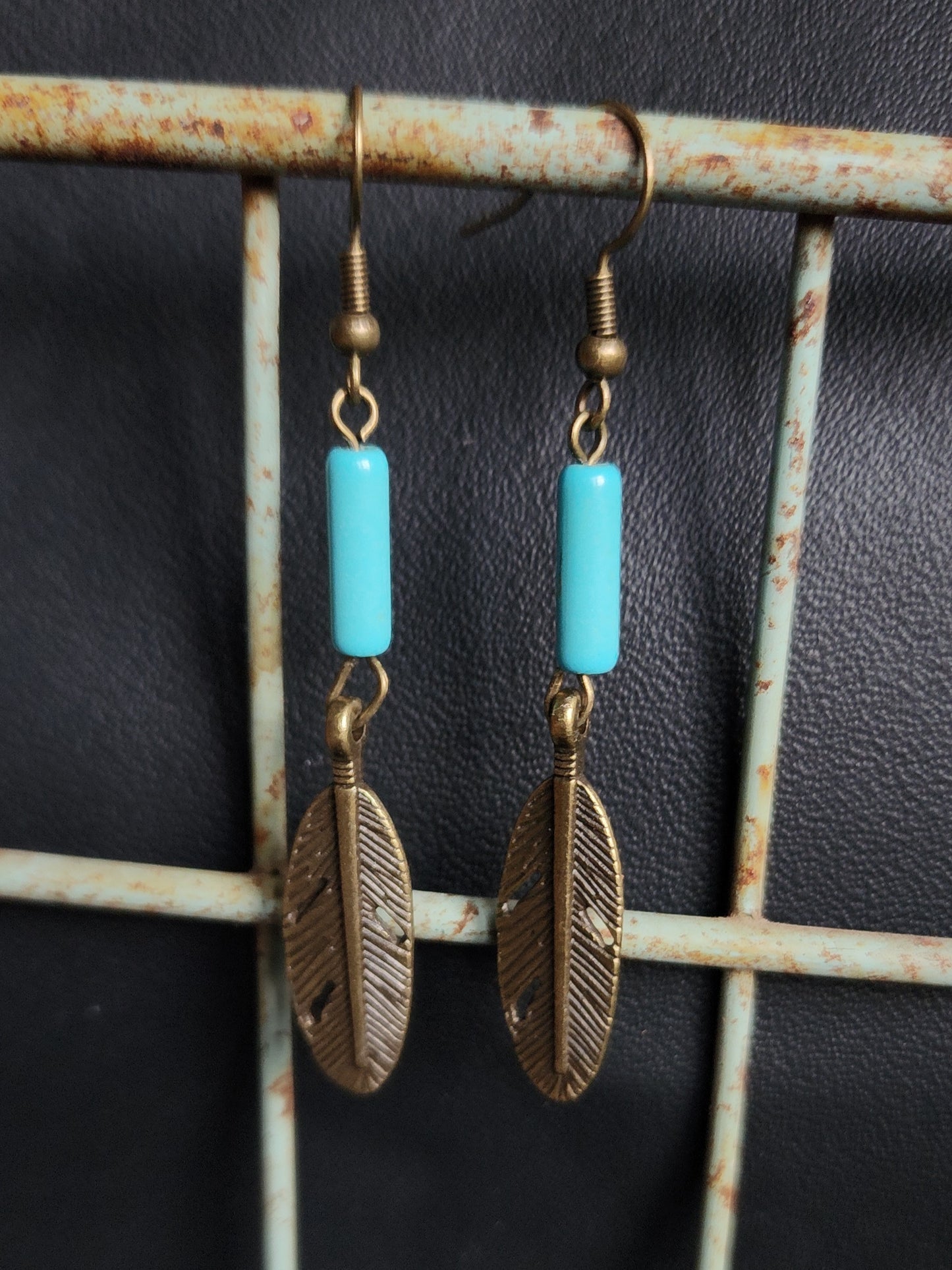Beaded line