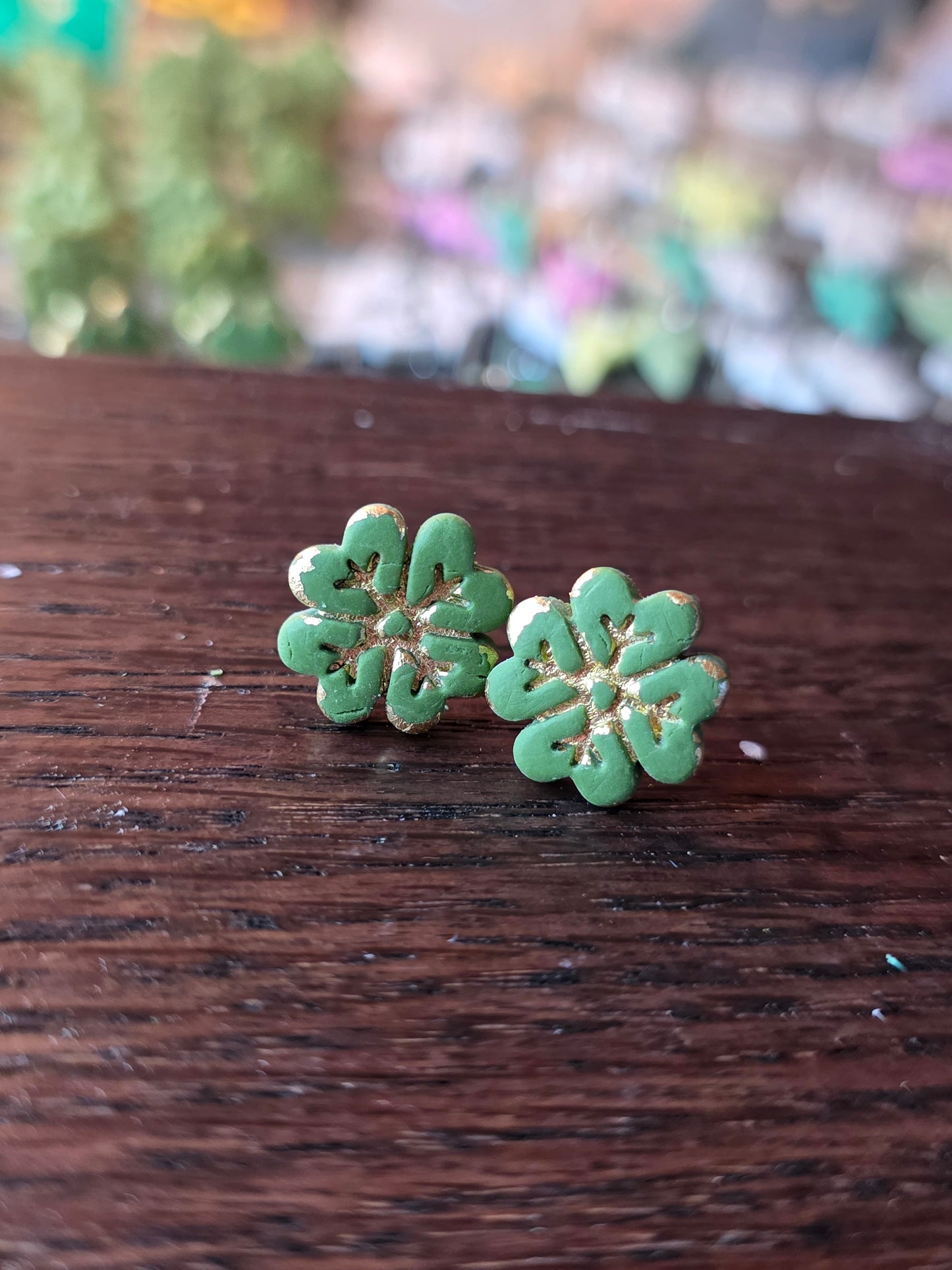 Lucky Lace Clover
