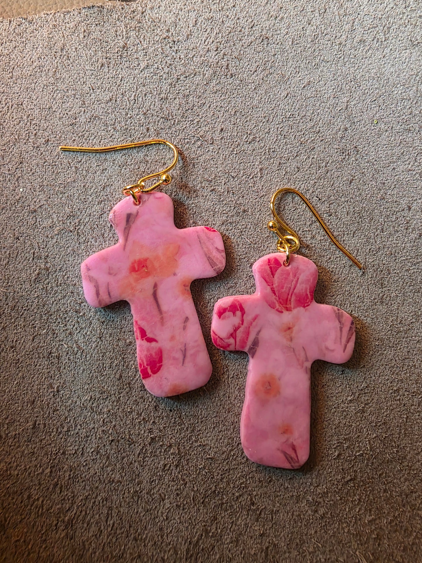 Cross dangle
