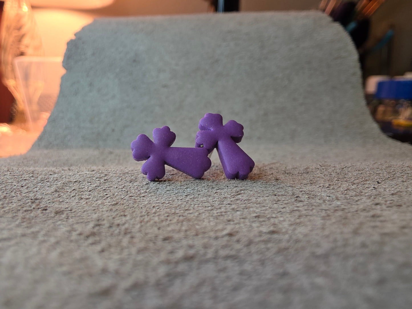 Mini Cross Stud