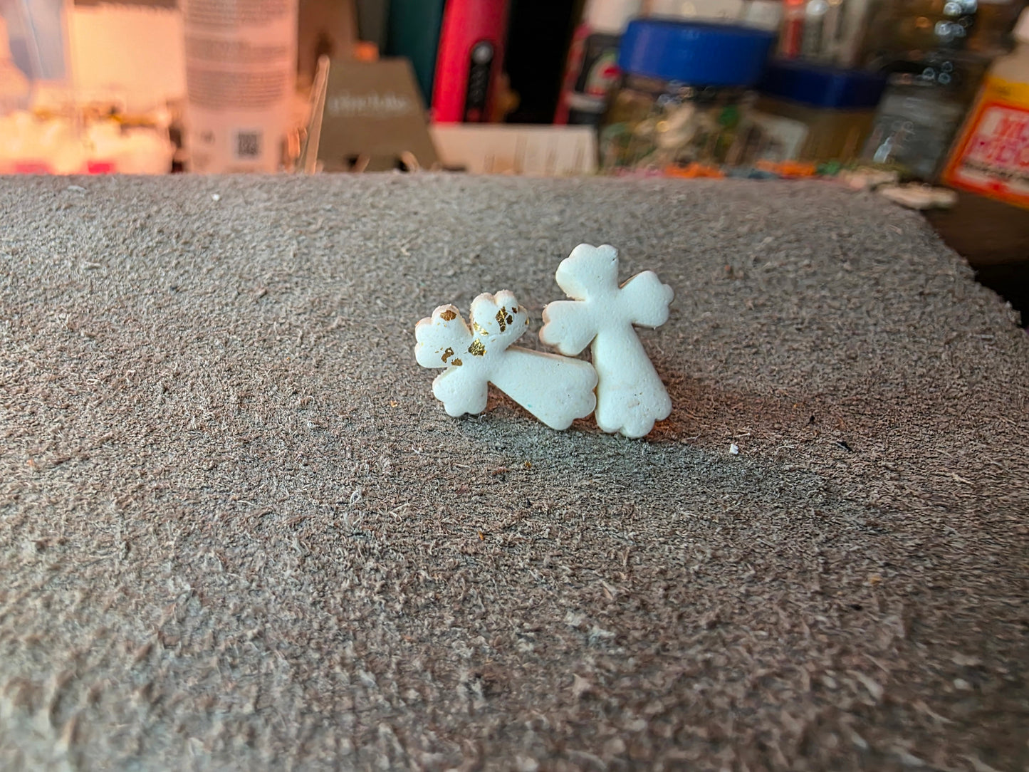 Mini Cross Stud